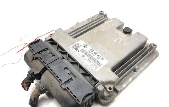 Volkswagen Golf Plus Engine control unit/module ECU