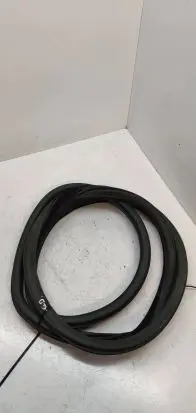 Peugeot 508 RXH Rear door rubber seal (on body) 