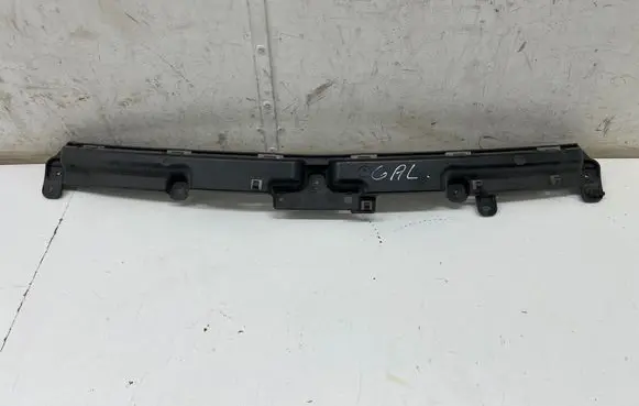Opel Insignia B Rear bumper mounting bracket 366947856 13487586