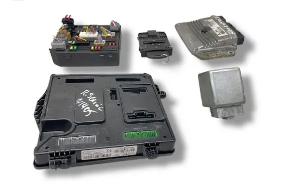 Renault Scenic III - Grand scenic III Engine ECU kit and lock set V29007502A 237100131R 1007236530