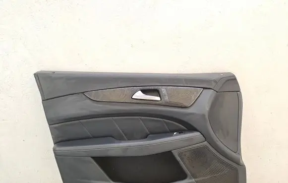 Mercedes-Benz CLS C218 X218 Front door card panel trim A2187270148 A2187200170