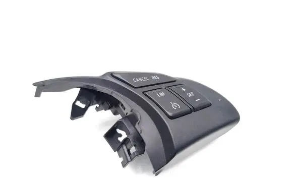 Steering wheel buttons/switches