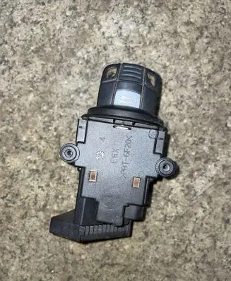 BMW 5 E60 E61 Ignition lock 6954722 10862510