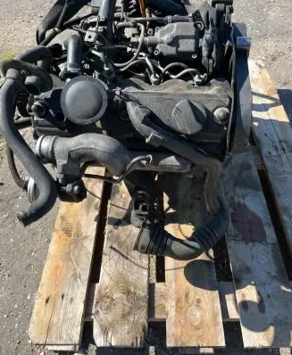 Volkswagen PASSAT B5 Engine