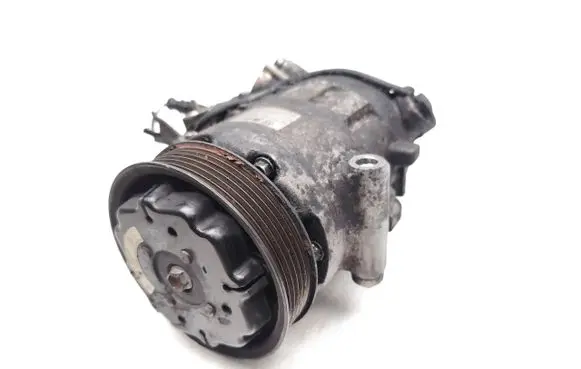 Volkswagen Polo IV 9N3 Air conditioning (A/C) compressor (pump) 6Q0820803G