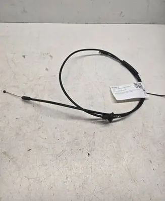 Hyundai Santa Fe Engine bonnet/hood lock release cable 