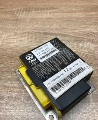 Volkswagen PASSAT B6 Airbag control unit/module 3C0909605J 39113009