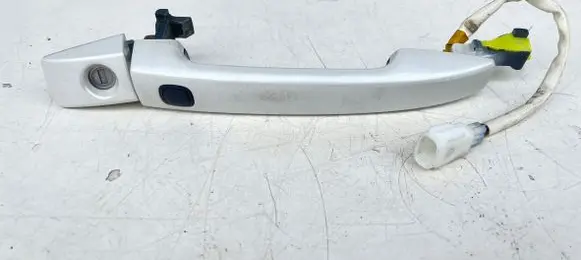 Subaru Impreza III Loading door exterior handle/bracket 
