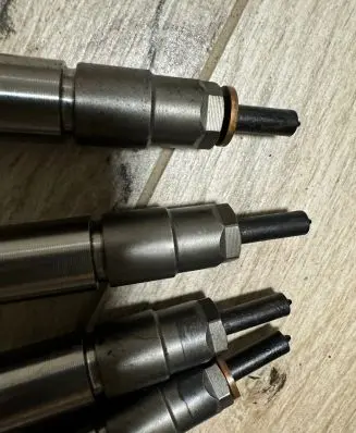 Citroen Jumpy Fuel injector 9828959880 0445110955 4P5959880