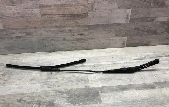 Audi A4 S4 B8 8K Windshield/front glass wiper blade 8K1955408