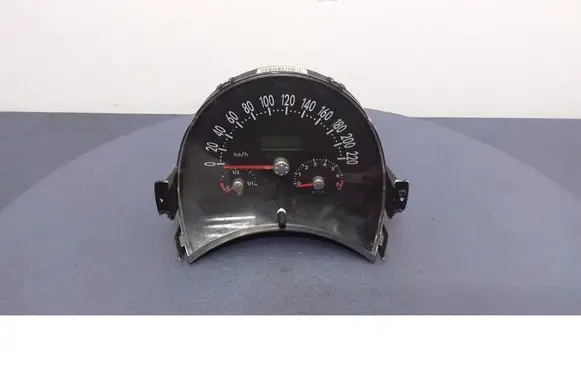 Volkswagen New Beetle Speedometer (instrument cluster) 1C0920800C