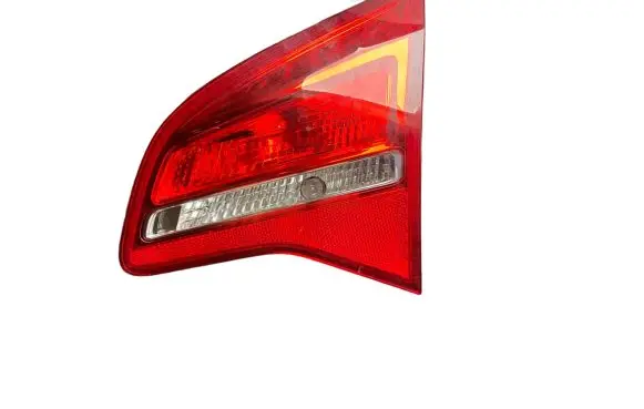 Opel Meriva B Tailgate rear/tail lights 21628003 13260841