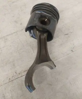Iveco Daily 5th gen Piston 504057276