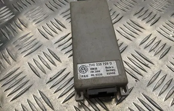 Volkswagen Transporter - Caravelle T5 Phone control unit/module 7H0035729D