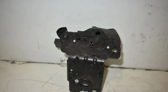 Audi A3 S3 8P Tailgate/trunk/boot lock/catch/latch 8P4827505C