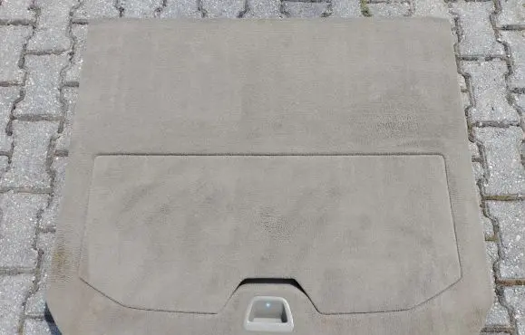 Trunk/boot floor carpet liner