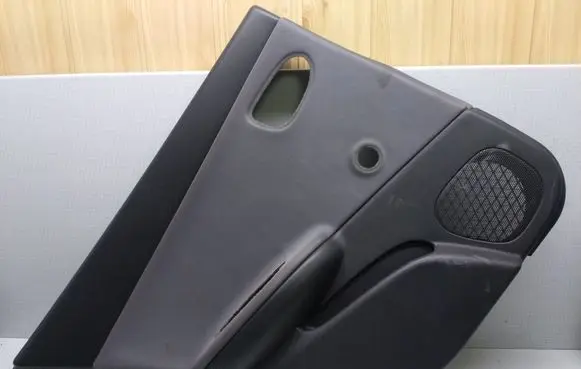 Nissan Primera Rear door card panel trim 82979AV700 82911AV700