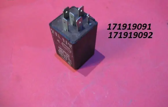Volkswagen Jetta II Gear shift indicator relay 171919091 171919092