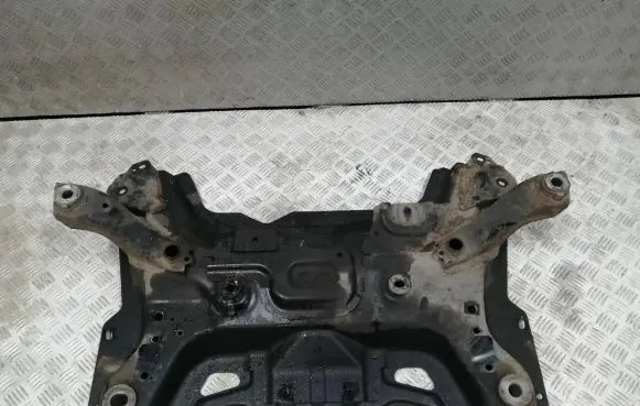 Peugeot 508 RXH Front subframe