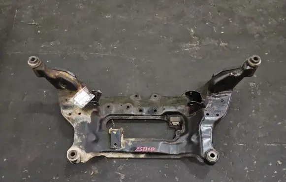 Nissan X-Trail T30 Front axle beam IMPRK1371858