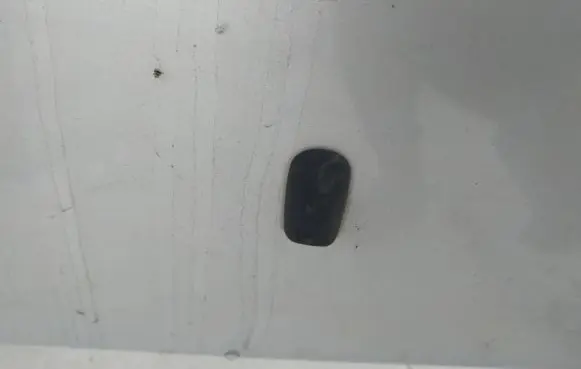 Windshield washer spray nozzle
