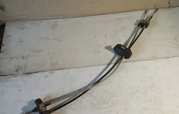 Opel Vectra C Gear shift cable linkage 24424786