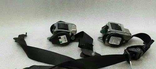 Mercedes-Benz CLS C219 Front seatbelt buckle A2118608285