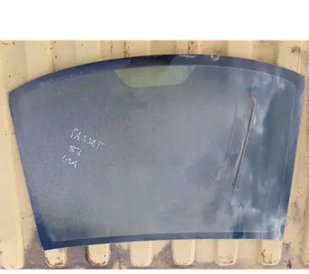 Volkswagen PASSAT B7 USA Rear windscreen/windshield window 