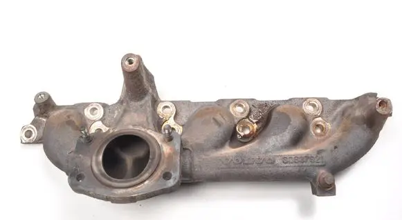 Volvo S60 Exhaust manifold 30637921