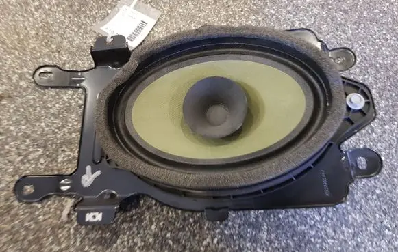 Opel Cascada Front door speaker