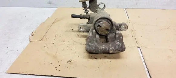 Toyota Aygo AB10 Rear brake caliper 863754