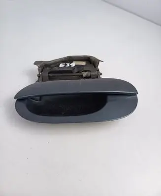 BMW 5 E39 Front door exterior handle 8210865