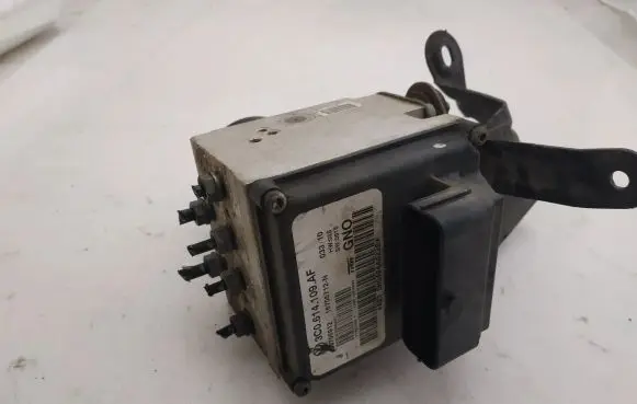 Volkswagen PASSAT B6 ABS Pump 3C0614109AF