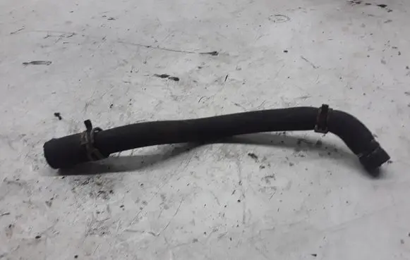 Ford Mondeo Mk III Engine coolant pipe/hose