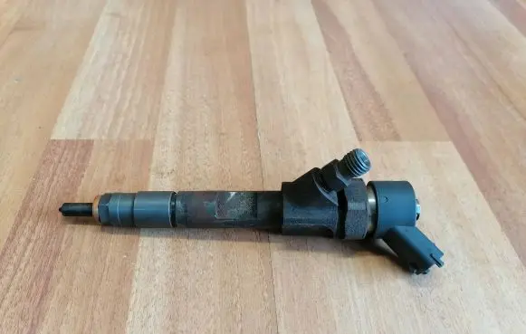 Renault Scenic I Fuel injector 0445110110A 8200100272