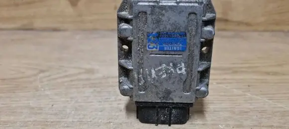 Toyota Land Cruiser (FJ80) Ignition amplifier control unit 8962126010