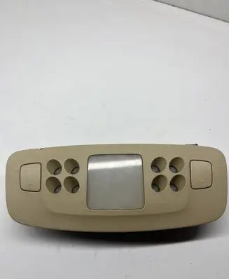 Lexus IS 220D-250-350 Rear seat light