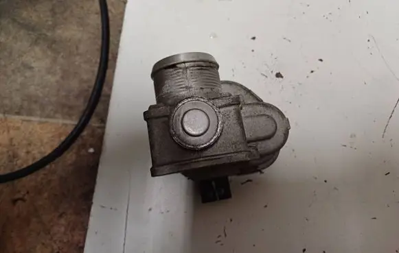 Volvo V60 Throttle valve 9673334480 28275019