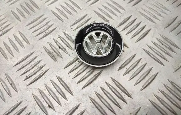 Volkswagen PASSAT B7 USA Steering wheel airbag cover 61970565 3068749