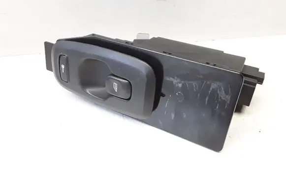 Volvo V70 Electric window control switch 30739981