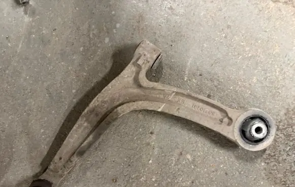 Fiat 500 Front control arm 50710291