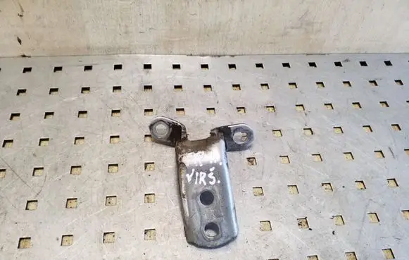 Toyota Avensis Verso Front door upper hinge