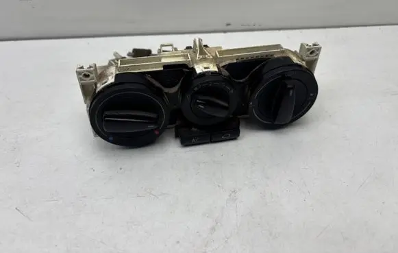 Volkswagen Golf IV Climate control unit 1J0820045F