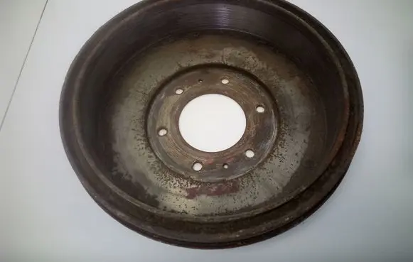Mitsubishi L200 Drum brake (rear) MN102439