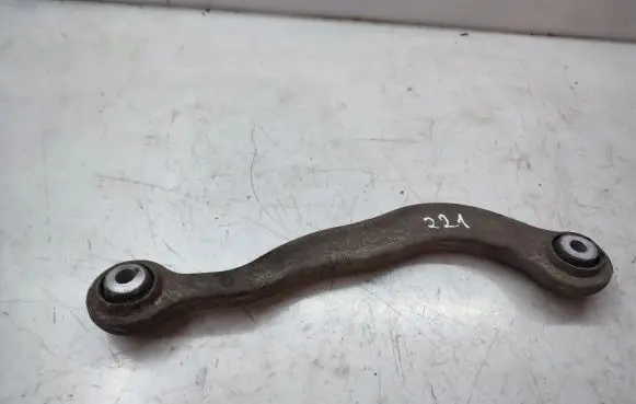 Rear control arm