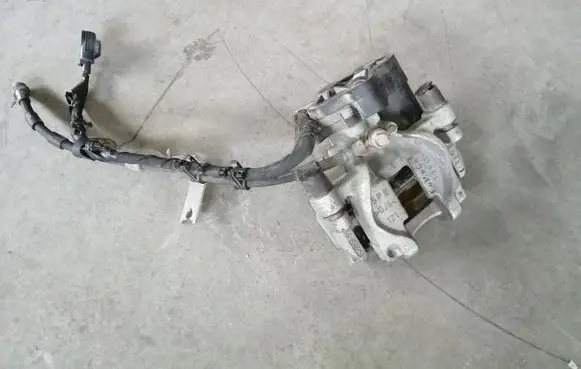 Ford Edge II Rear brake caliper DG9C2D251G