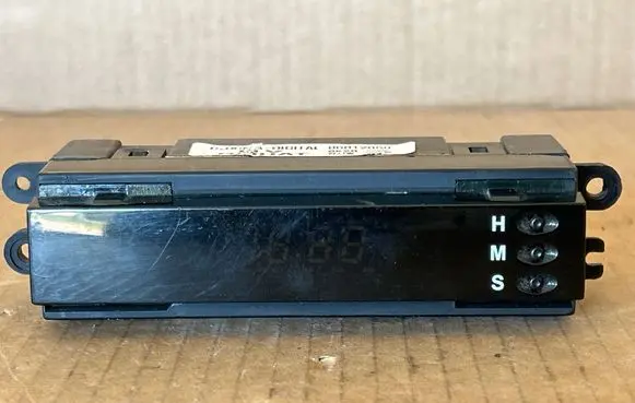 Chevrolet Nubira Clock 96812050 6K280256