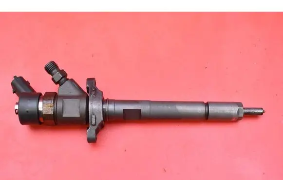 Fuel injector