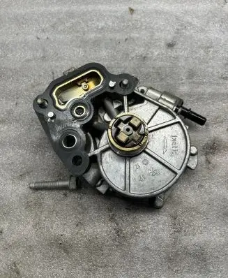 Opel Mokka Vacuum pump 12678247