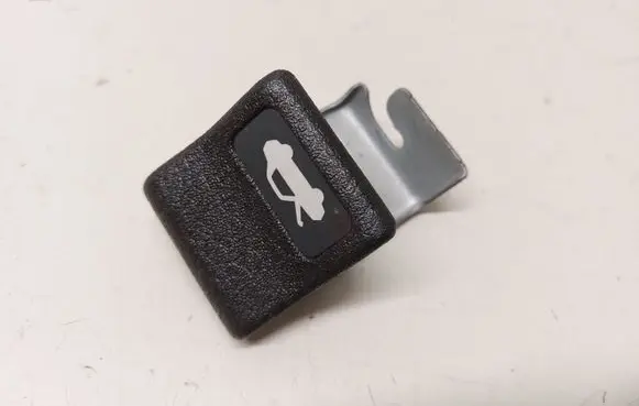 Subaru Impreza II Engine bonnet (hood) release handle
